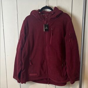 Baerskin men’s Burgundy  Hooded Fleece size XL Jacket.